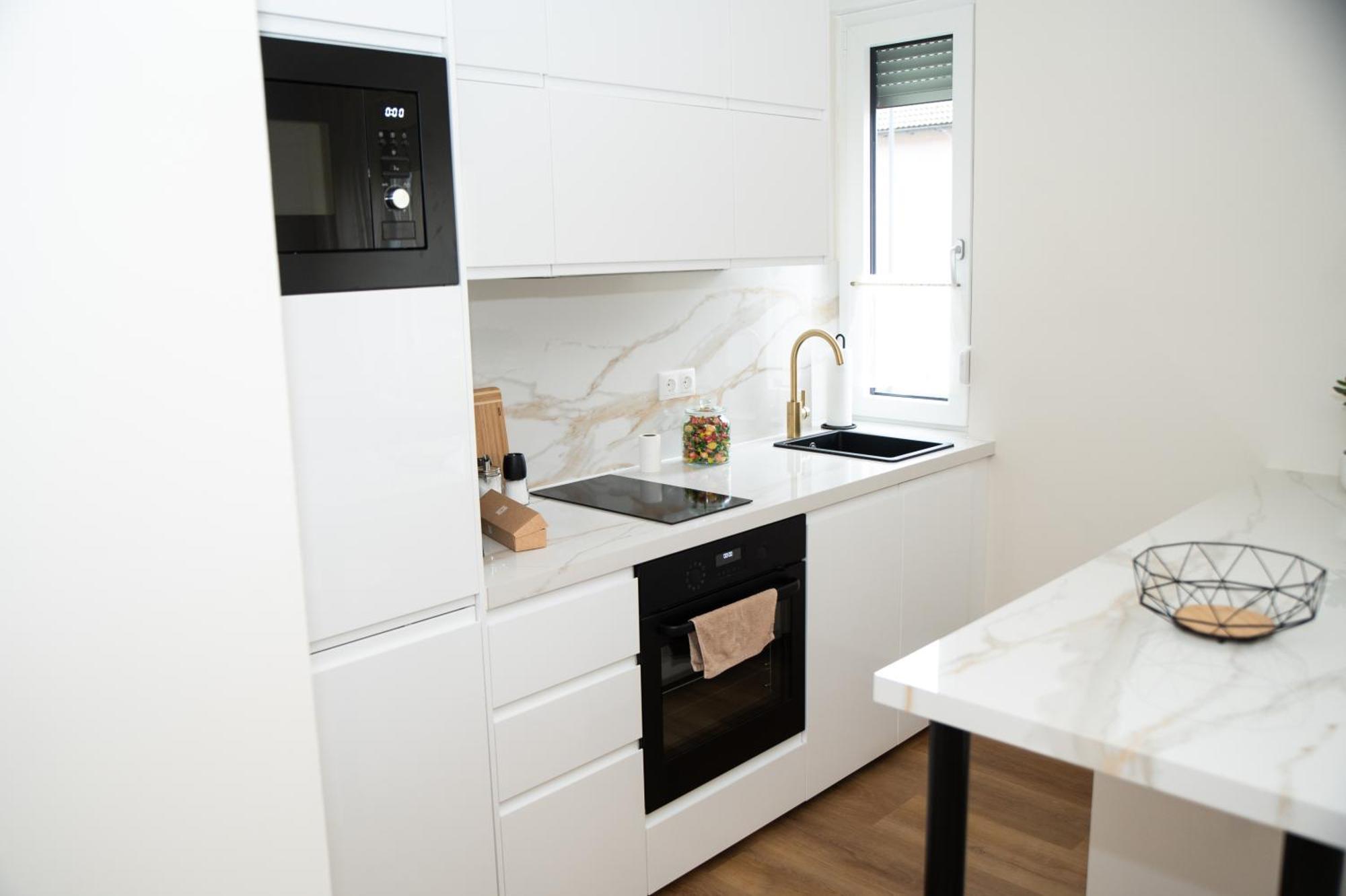 Zu Gast Im Goldparadies, Apartment *